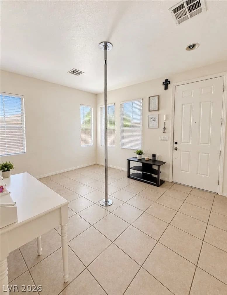 9834 Mandrake Falls Street photo 2
