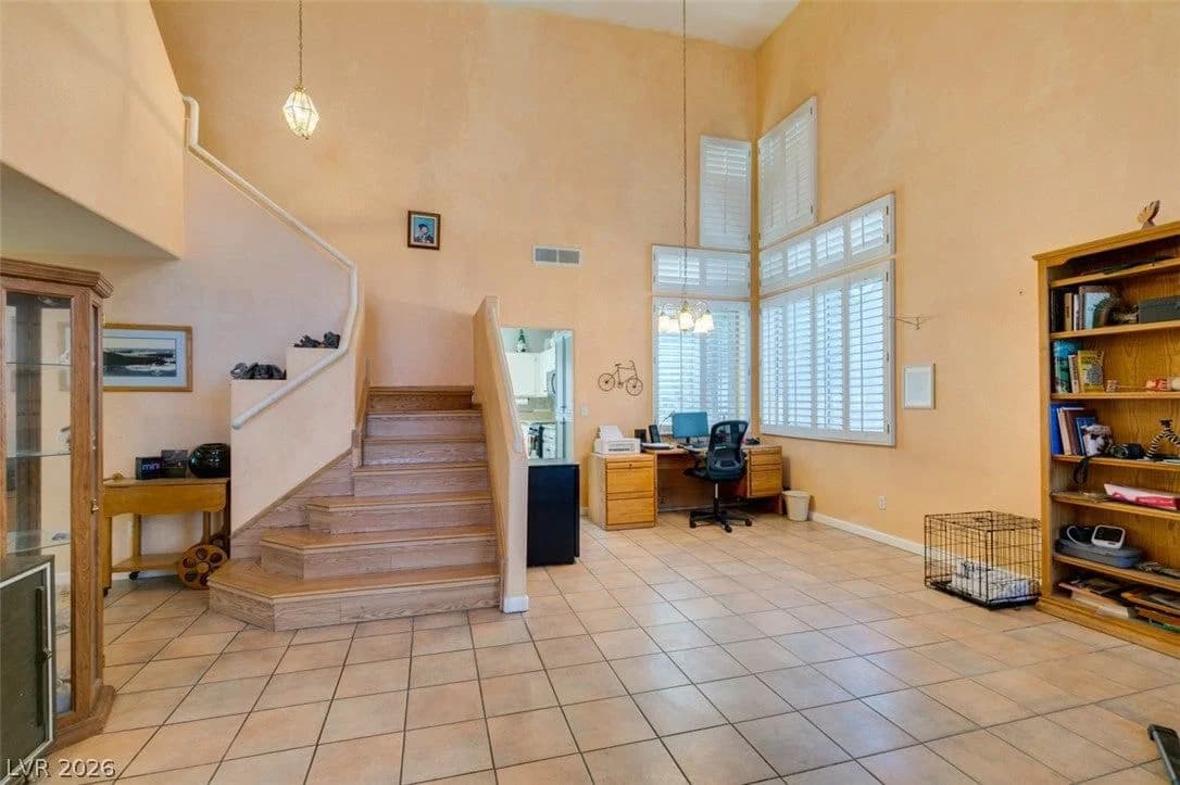 827 Fuerte Court photo 3