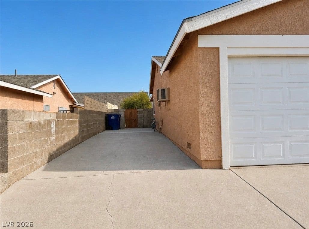 7121 Pleasant View Avenue photo 3