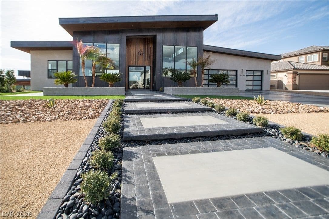 3030 Formula Court