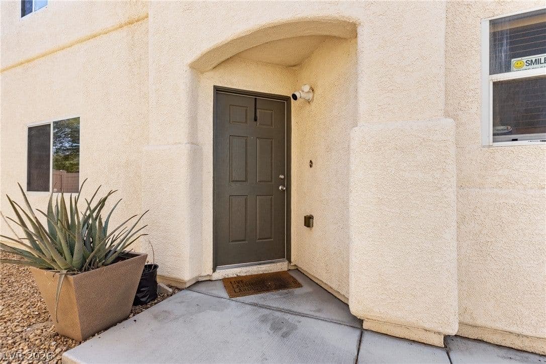 5634 African Lilly Court photo 3