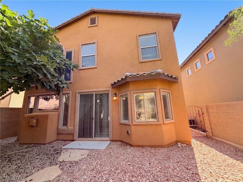 6733 Barrington Hills Street photo 5