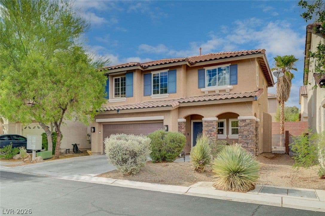 8700 Gateway Glen Drive photo 2