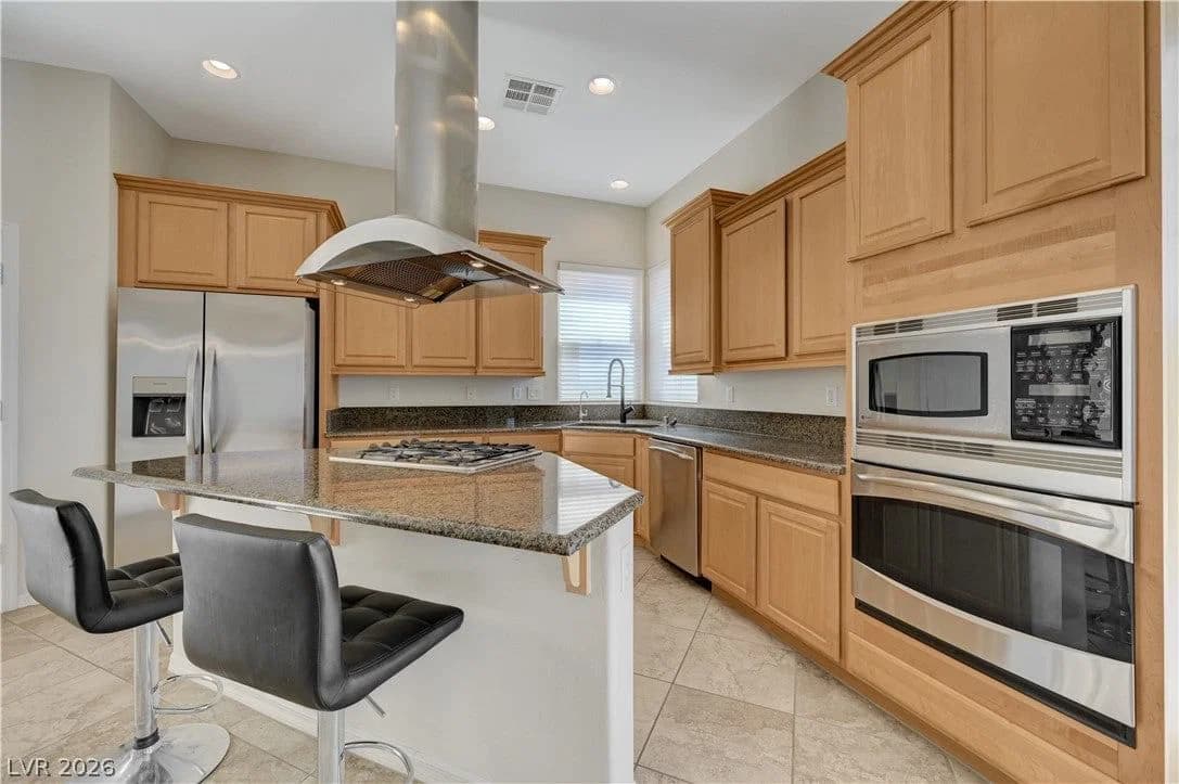 9213 Tudor Park Place photo 4
