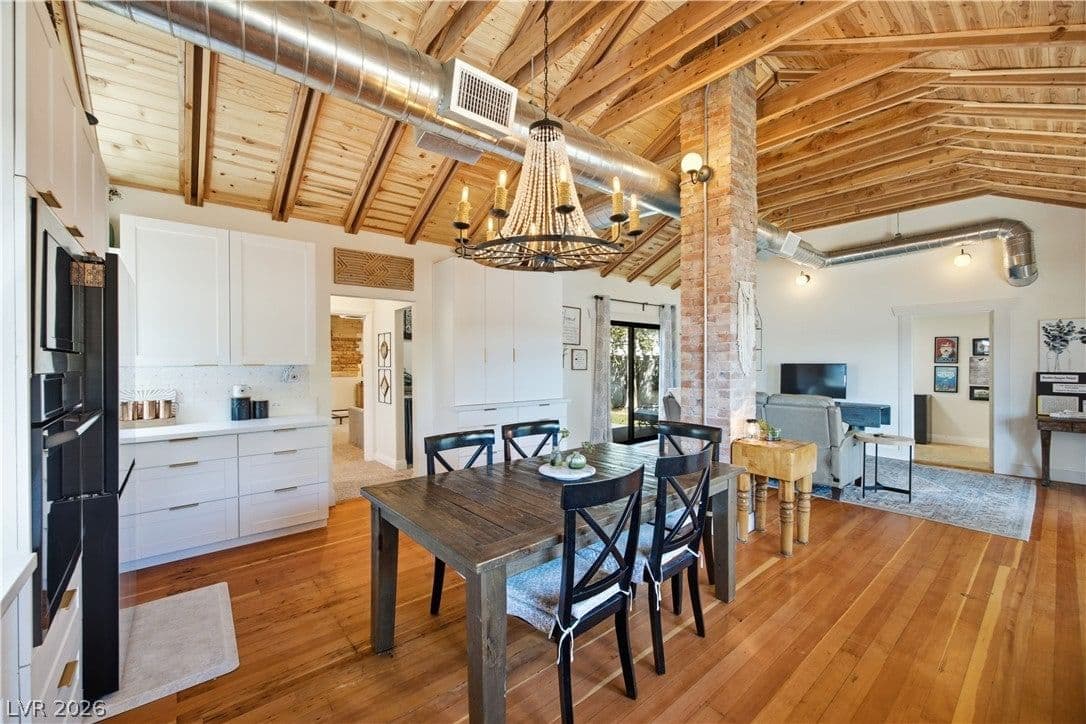 428 B Avenue photo 4