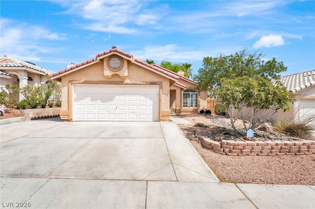 4050 Lucas Avenue photo 2