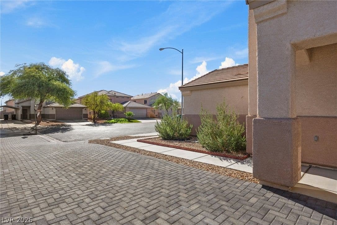 7707 Whitesboro Court photo 4