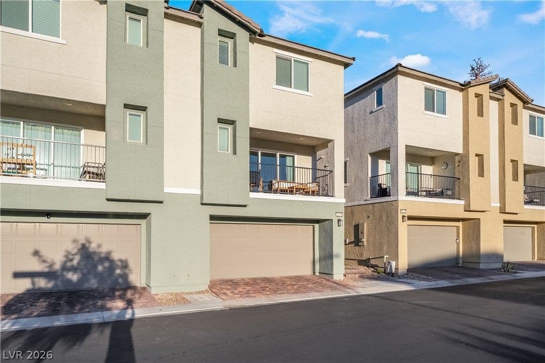 6818 Truffle Gray Street photo 3