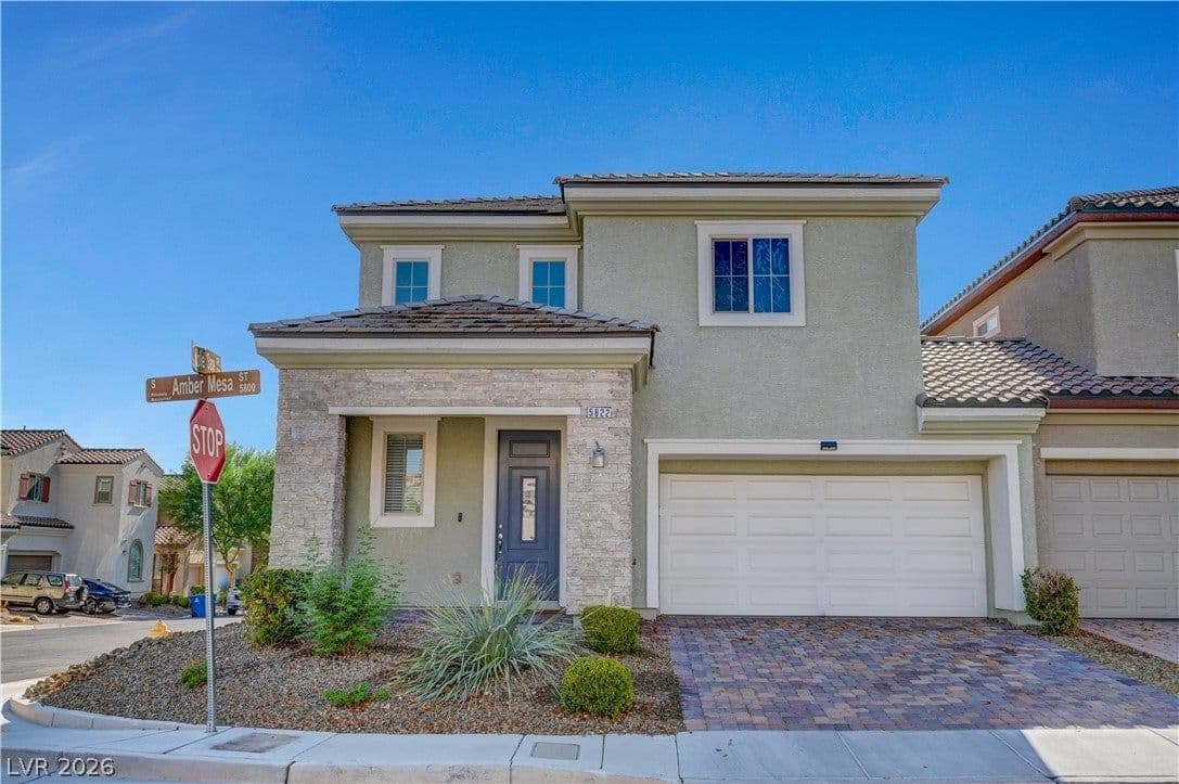 5822 Amber Mesa Street photo 2