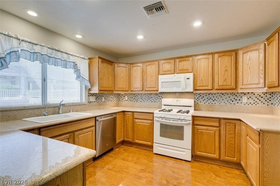 10009 Netherton Drive photo 2