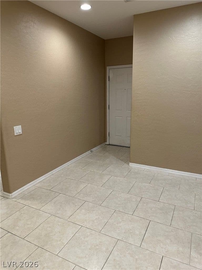 4112 GLIDING GULLS Avenue photo 5