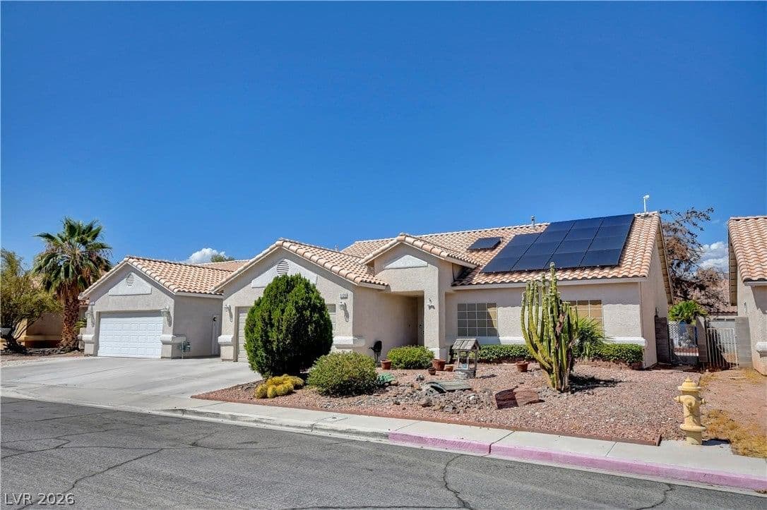 5129 Coral Beach Street photo 3