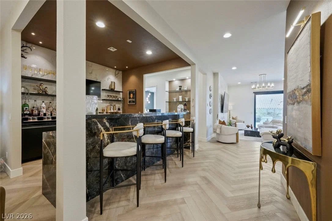9306 Sierra De Luna Court photo 4