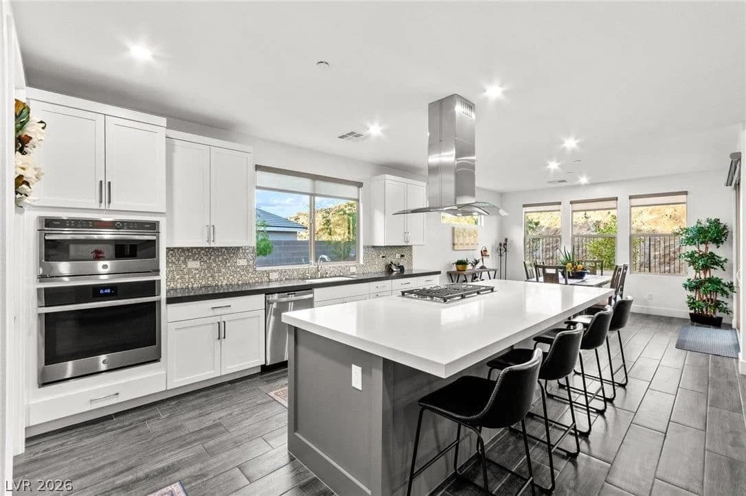 1948 Regal Bluff Drive photo 3