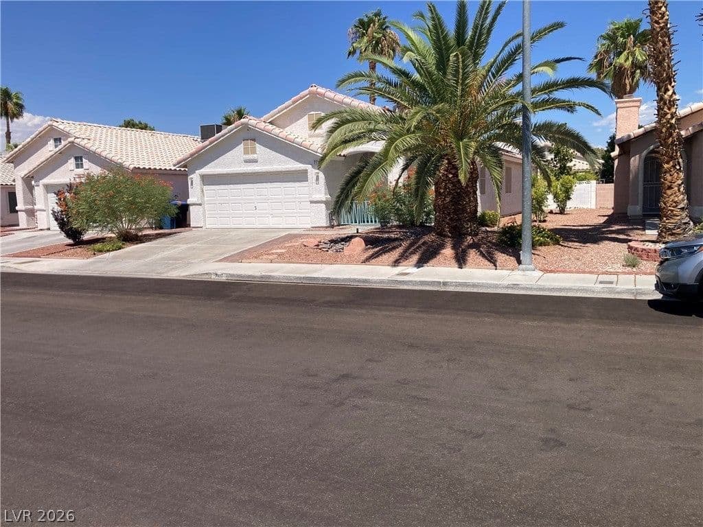 7116 Golden Desert Avenue photo 3