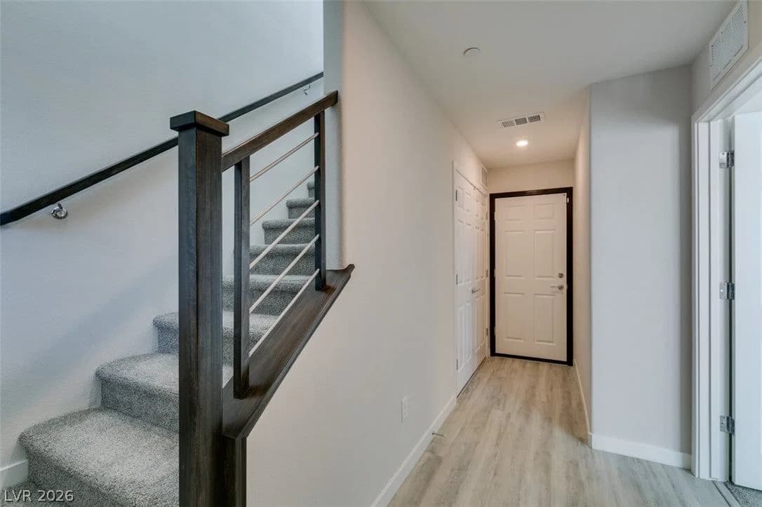 5618 Beguiling Falls Street photo 3