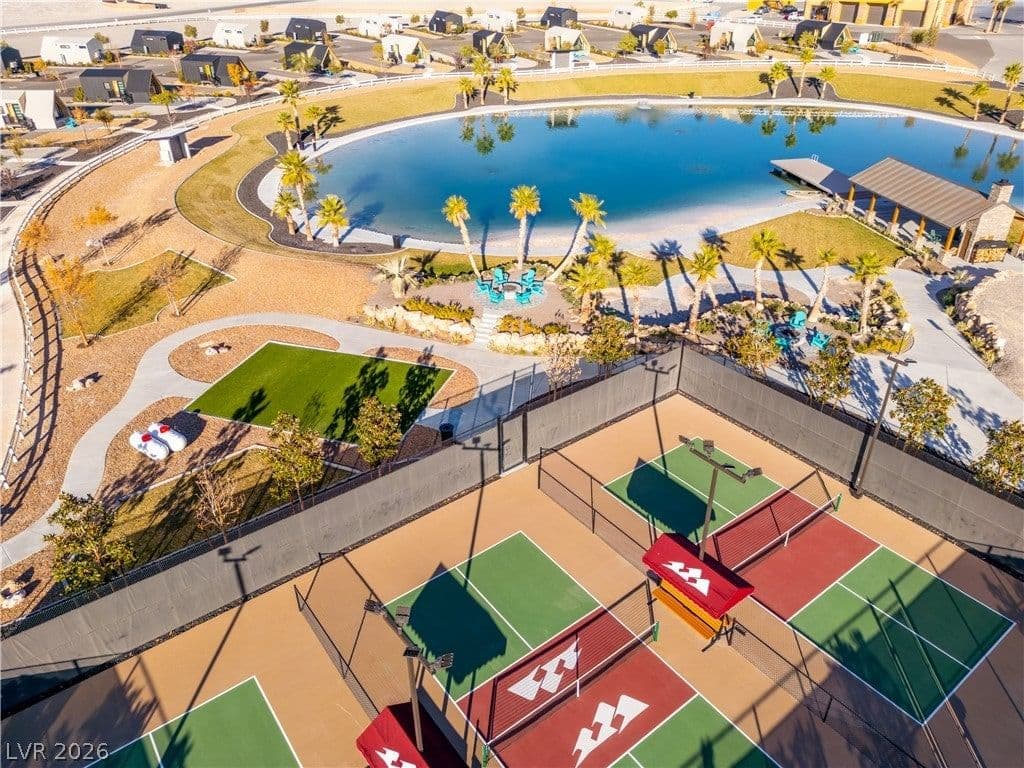 3091 Formula Court photo 5