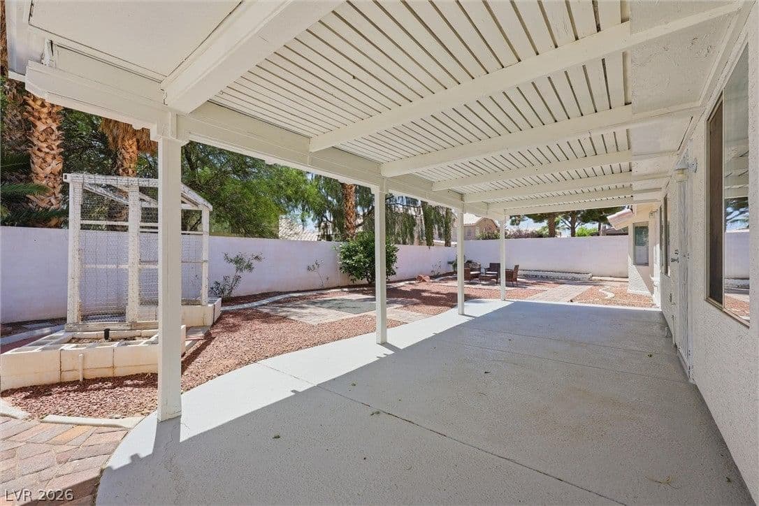 511 Castle Stone Court photo 2