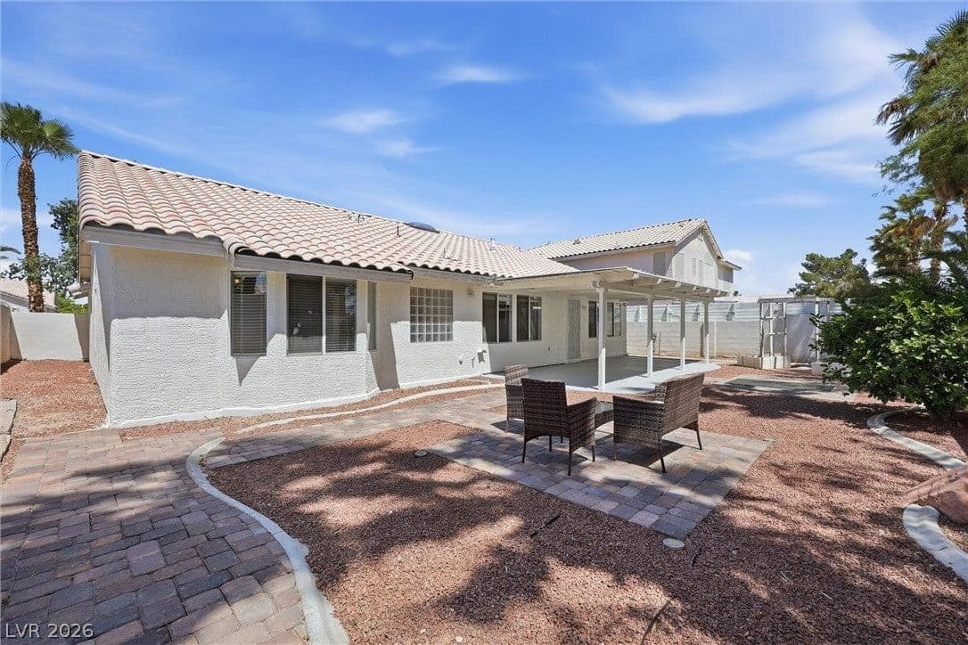 511 Castle Stone Court photo 4