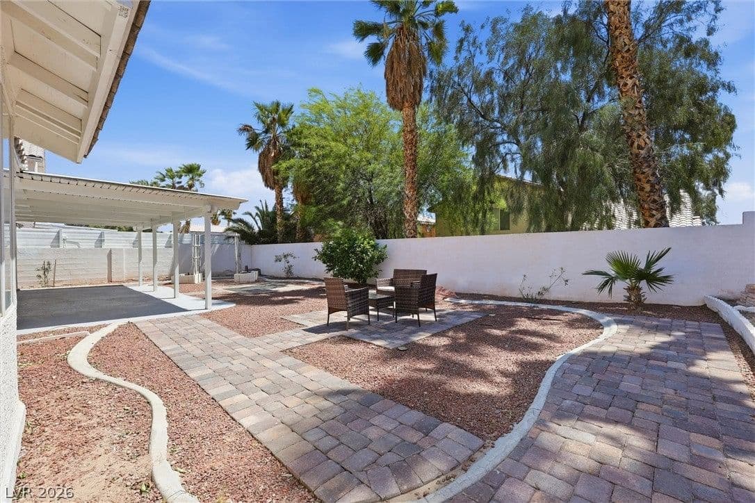 511 Castle Stone Court photo 5