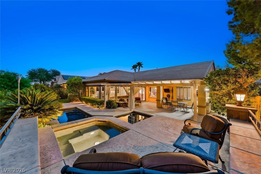 1613 Bontemps Court photo 4