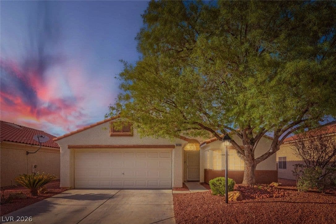 3488 Cherbourg Avenue photo 2