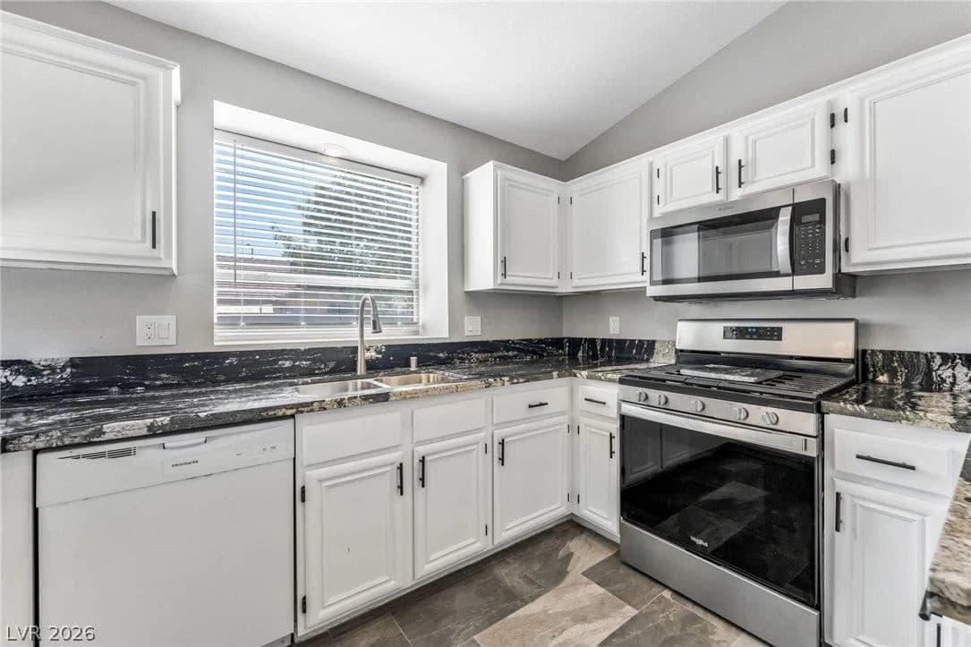 5308 Dana Springs Way photo 4