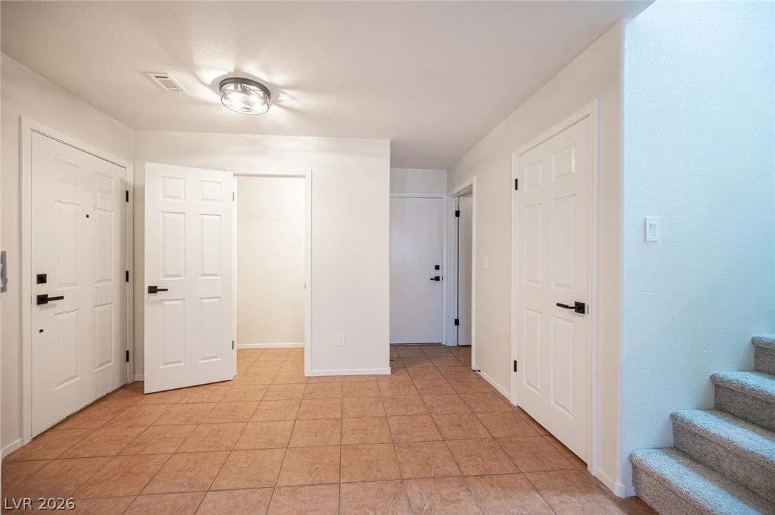 6133 Crystal Talon Street photo 4