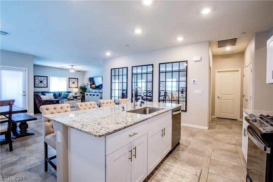 10927 Artisan Ranch Avenue photo 3