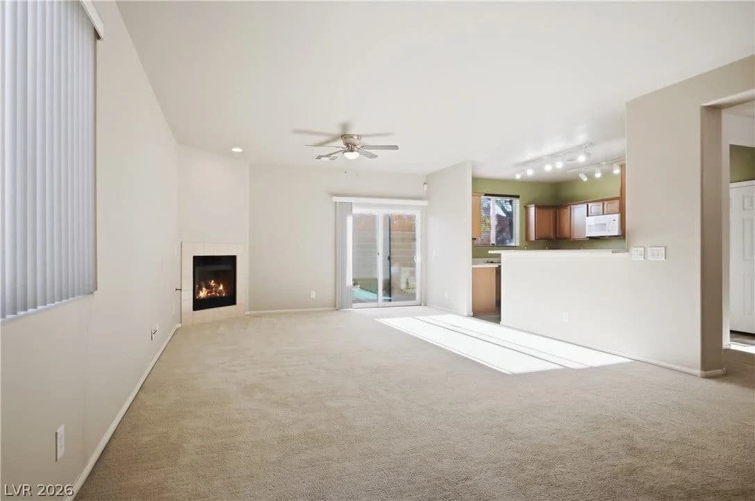 8925 Veneroso Street photo 2