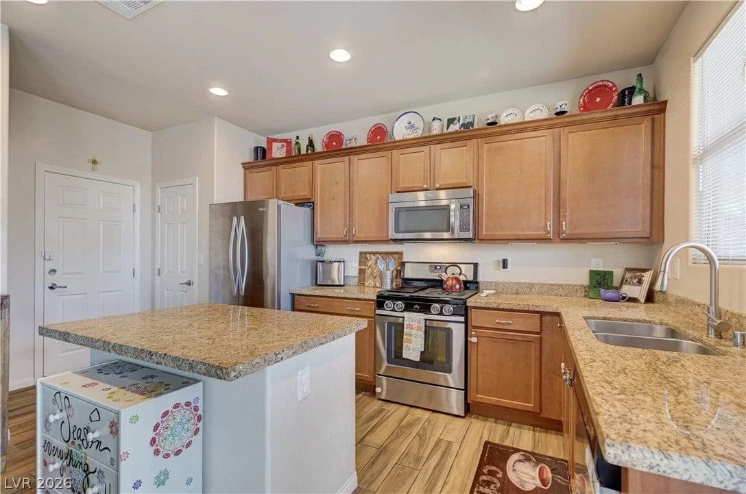 9856 Corliss Court photo 5