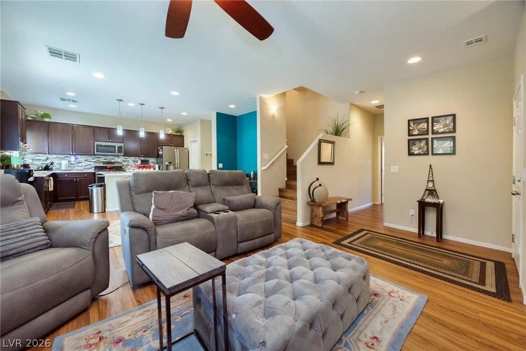 10821 Knickerbocker Avenue photo 5