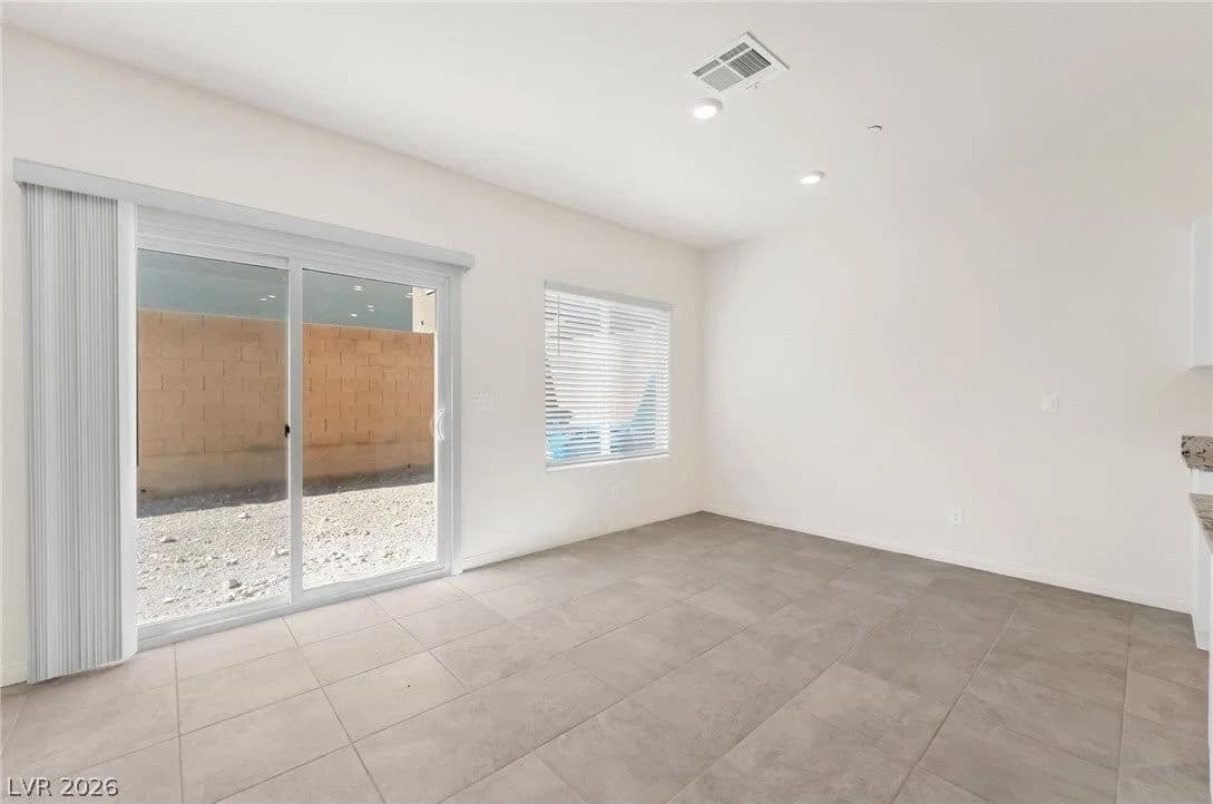 10963 Cheshire Woods Avenue photo 5