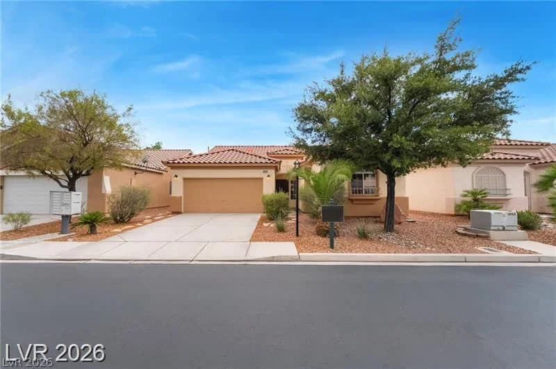 10605 Bardilino Street photo 2