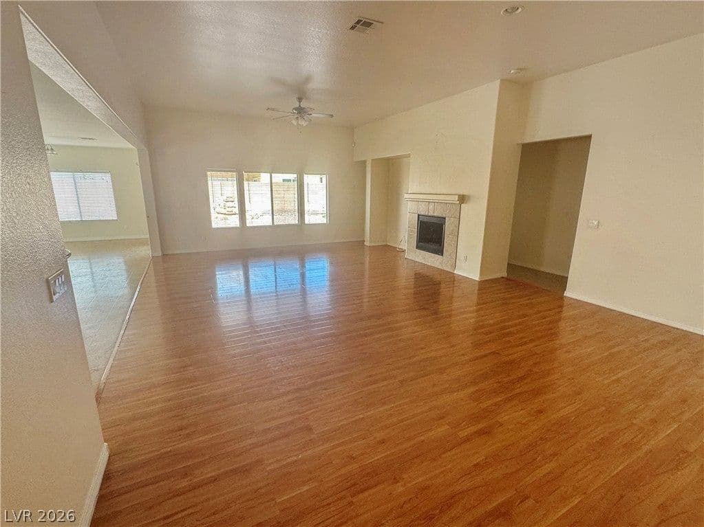 5844 Karnes Ranch Avenue photo 2