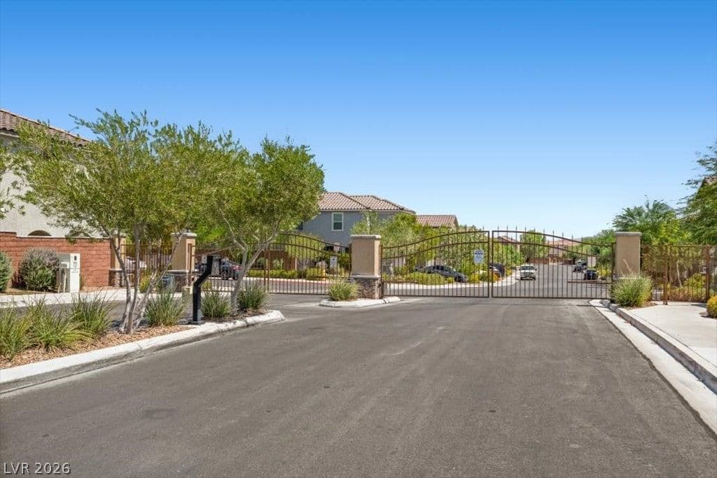 10028 Barbellino Court photo 3