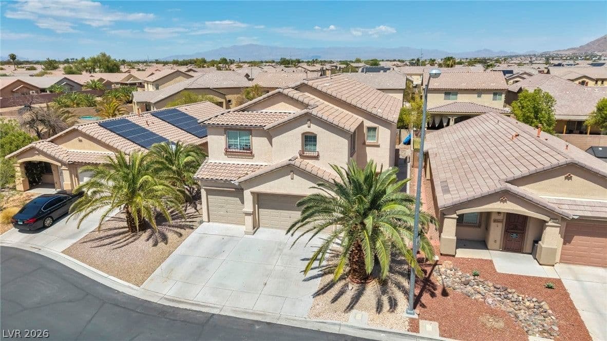 6220 Lavender Cloud Place photo 4