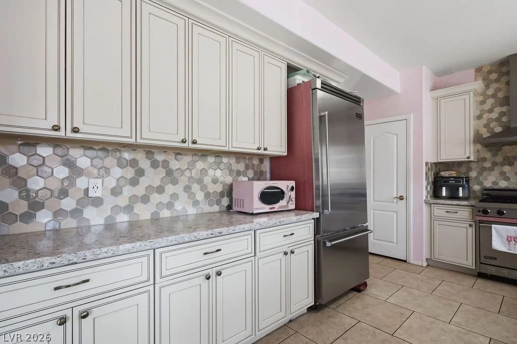 200 Oella Ridge Court photo 3