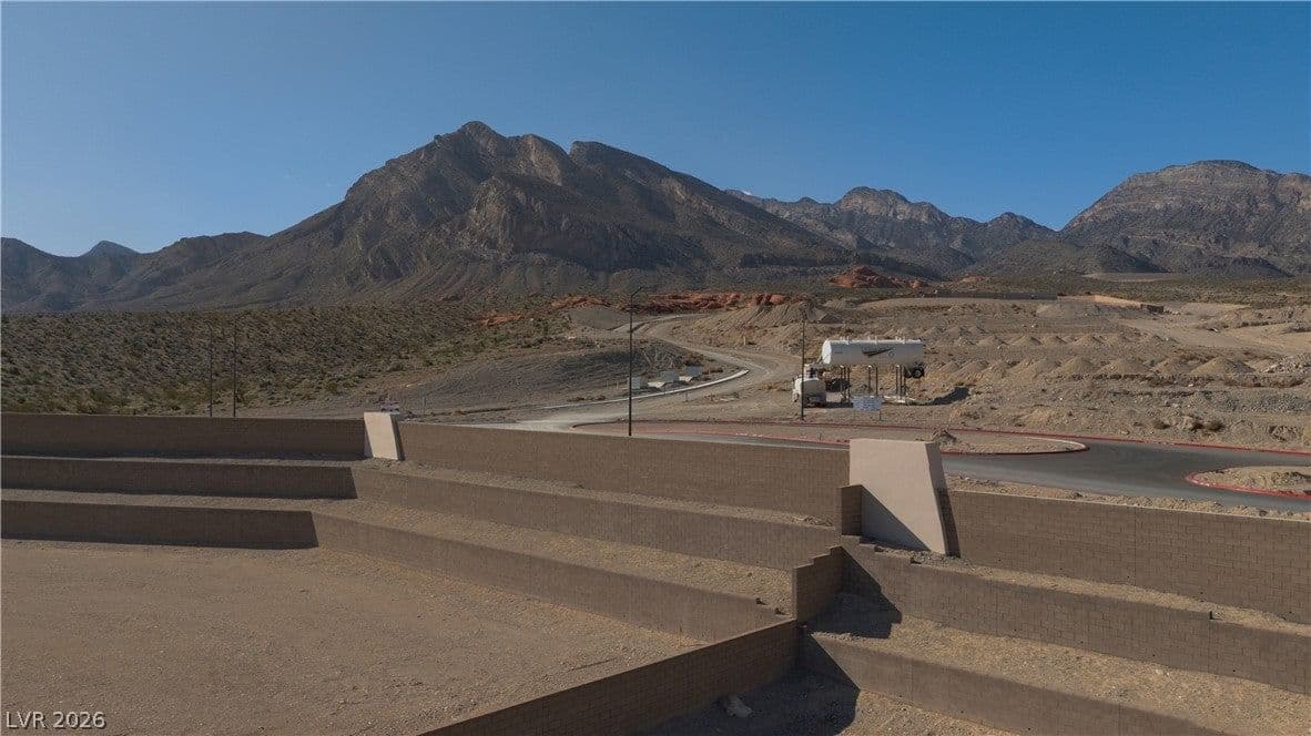 2 Western Skyline Drive