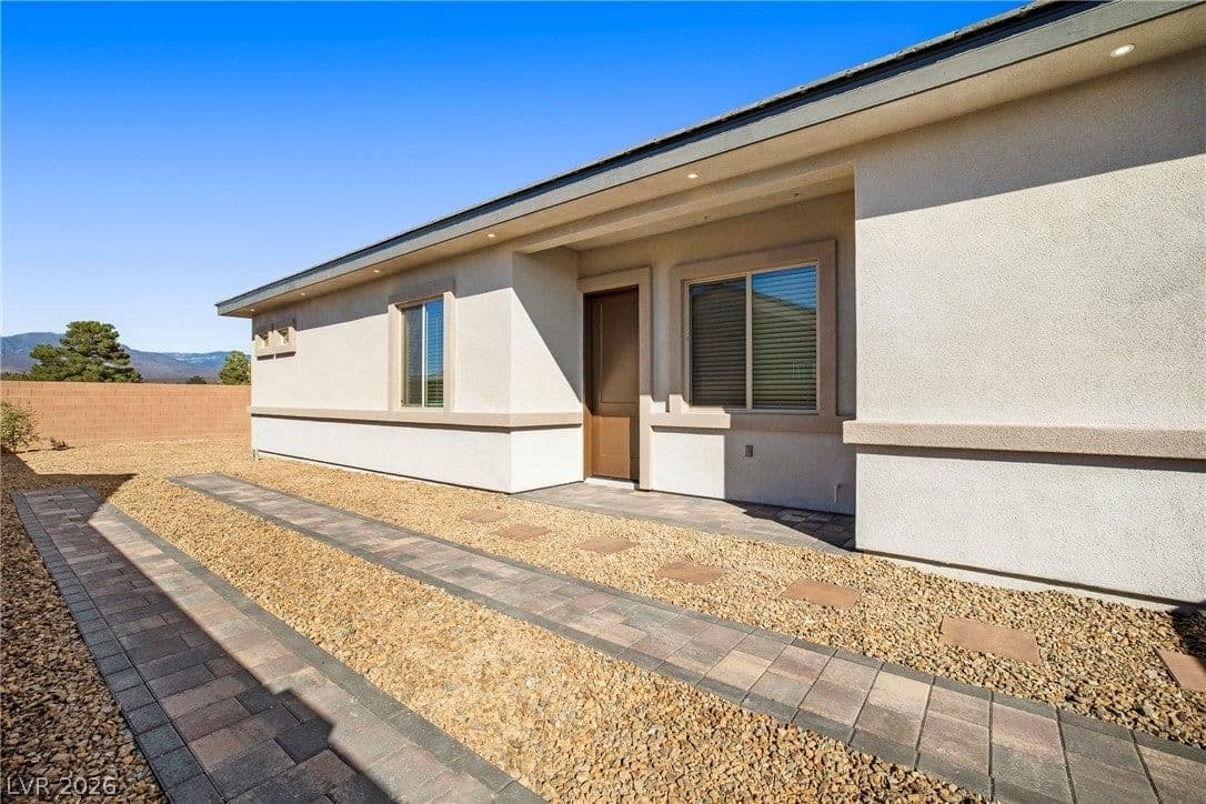 310 Happy Canyon Road photo 4