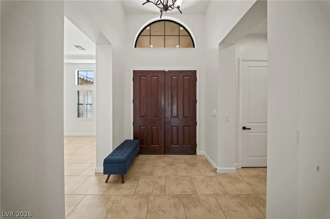 8030 Palm Cove Court photo 4