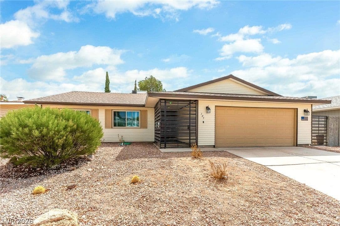 105 Cimarron Road photo 3