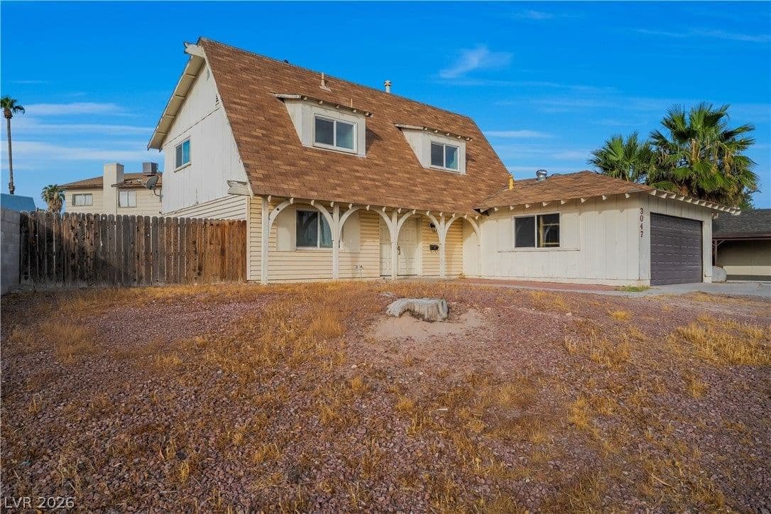 3047 Plaza Street photo 5