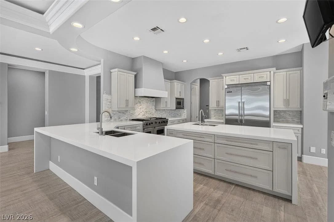 2279 Candlestick Avenue photo 4