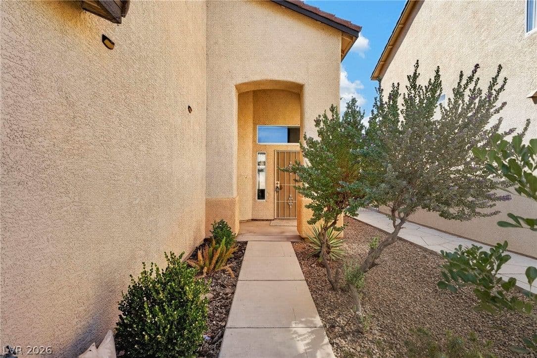 5883 Glory Canyon Way photo 4