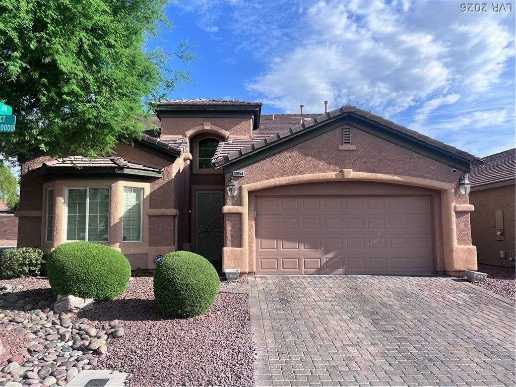 10054 Pebble Path Court photo 2