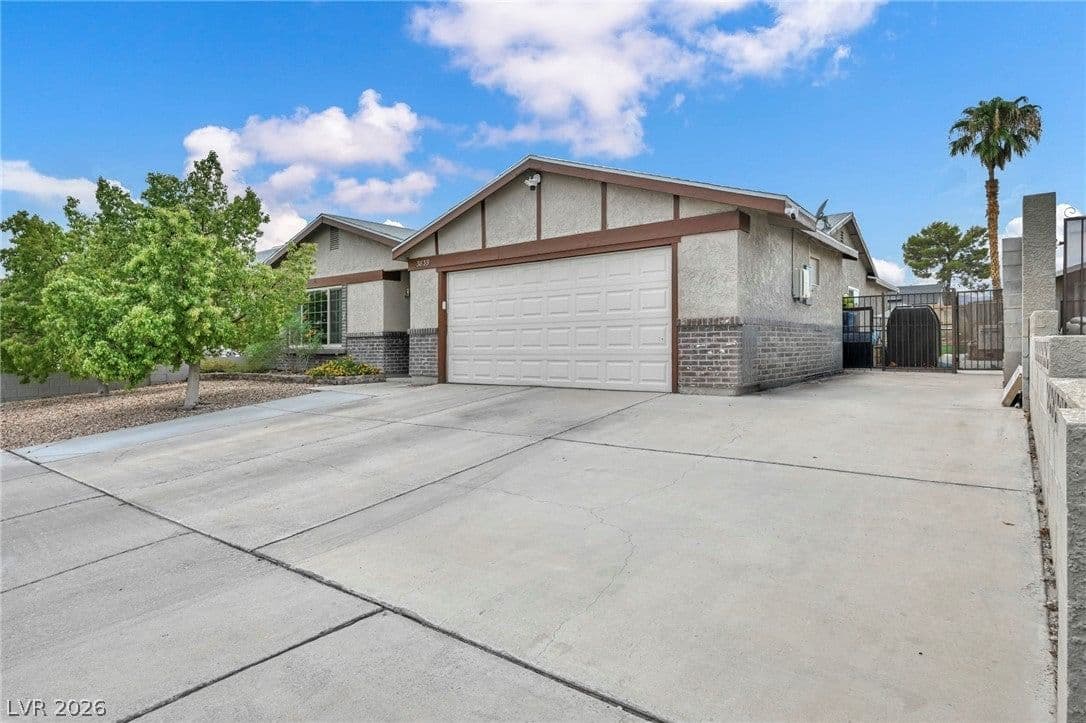 3839 Reflection Way photo 4