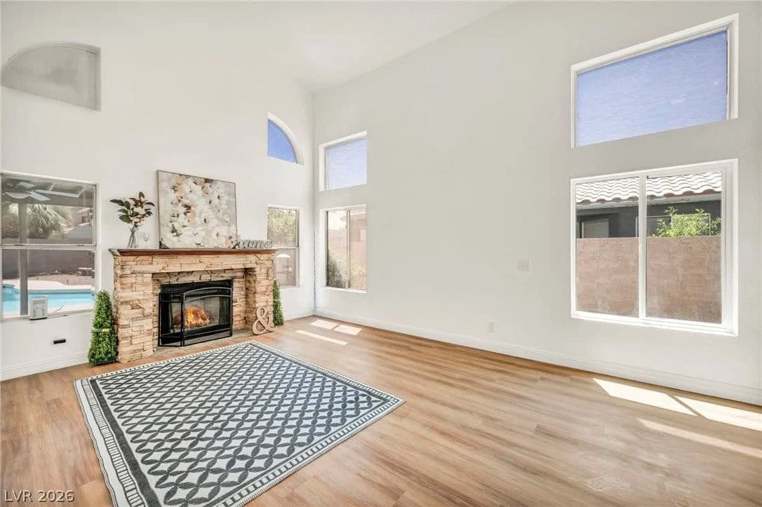 5322 Sandstone Drive photo 3
