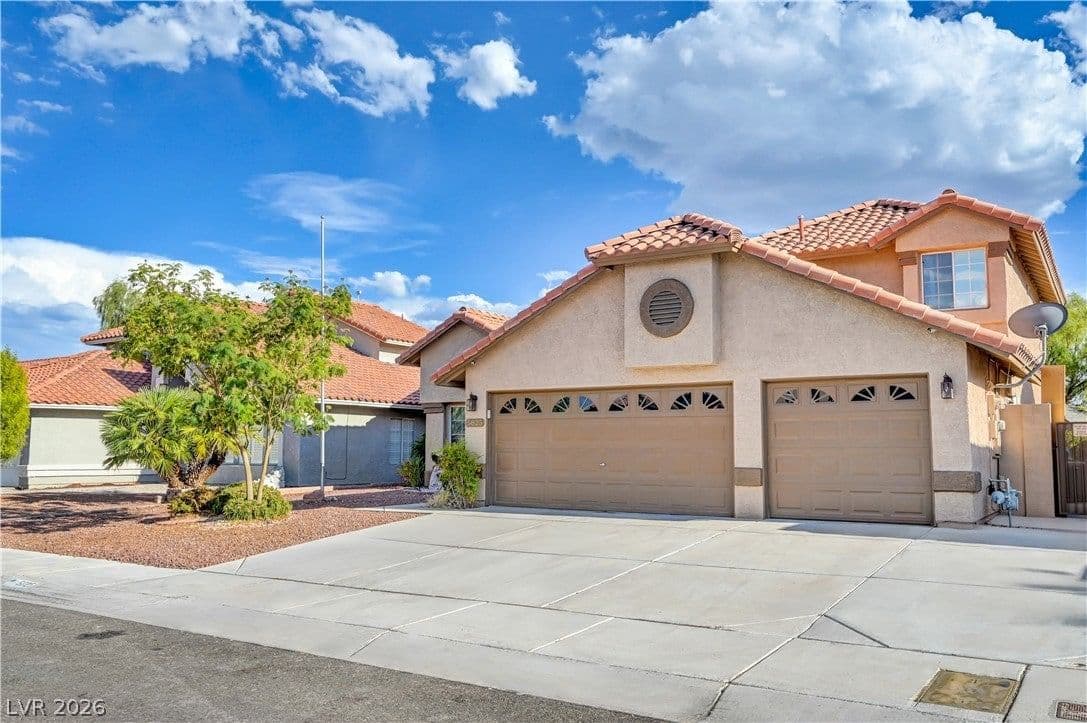 5825 Blush Avenue photo 2