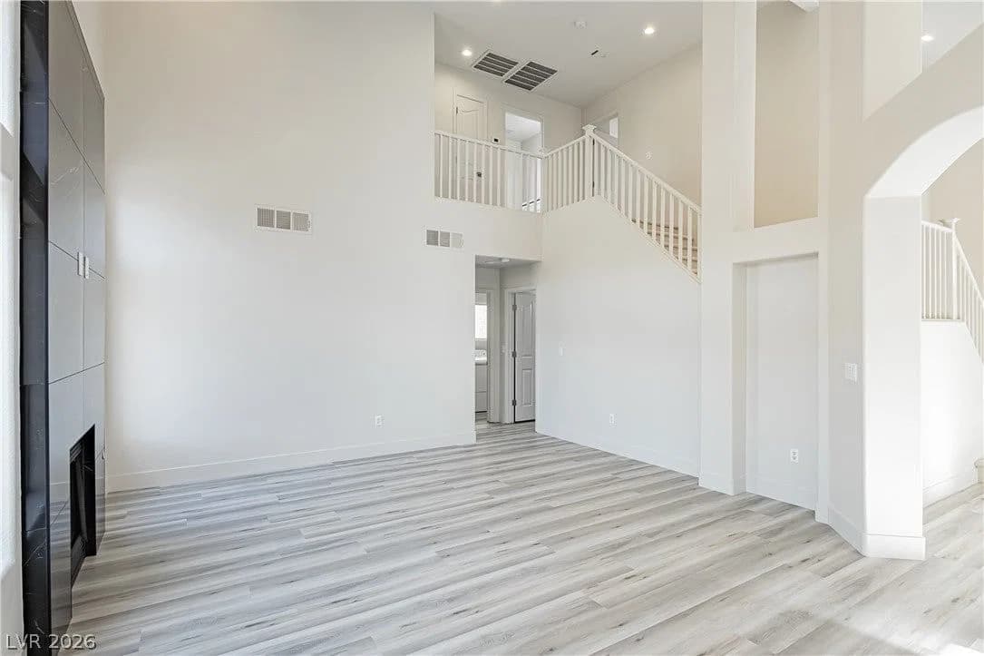 7816 Sparrowgate Avenue photo 3